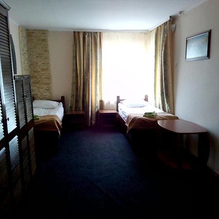 Malyvo Hotel Deljatin Szoba fotó
