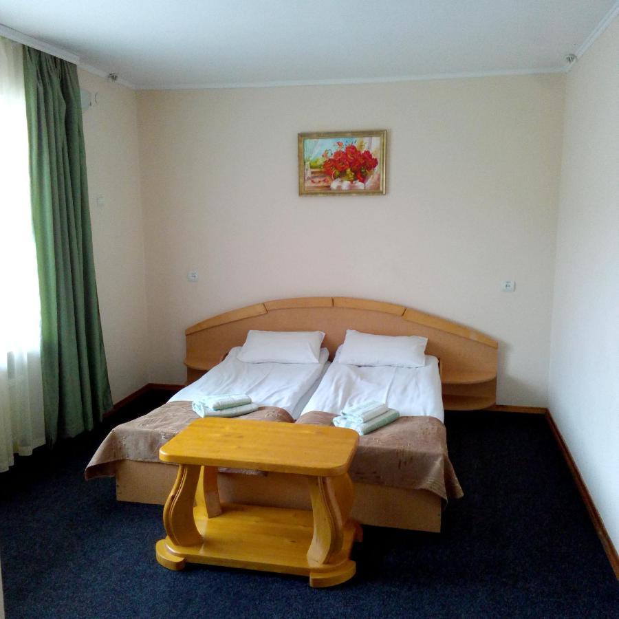 Malyvo Hotel Deljatin Szoba fotó