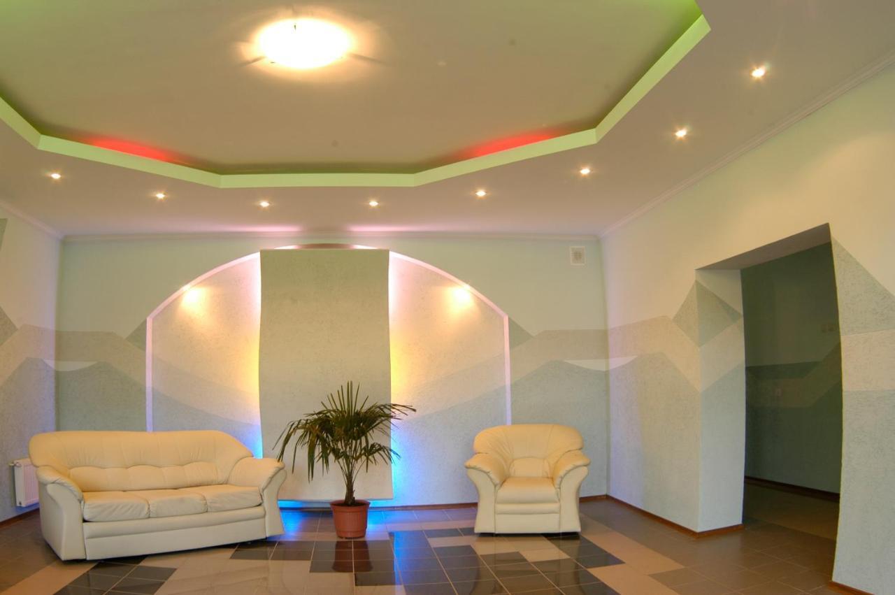 Malyvo Hotel Deljatin Szoba fotó