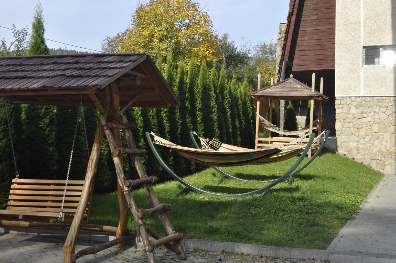 Malyvo Hotel Deljatin Kültér fotó